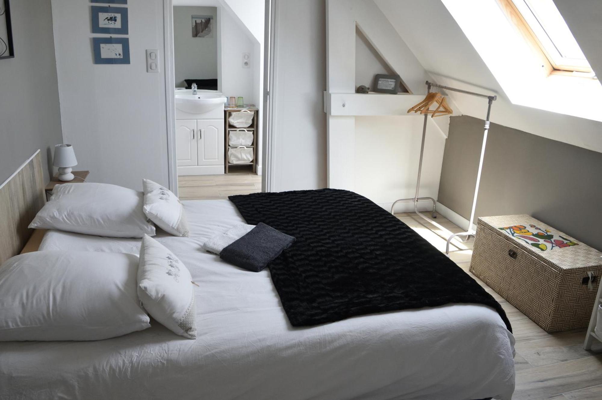 Bed and Breakfast Mon Saint Michel Ardevon Номер фото